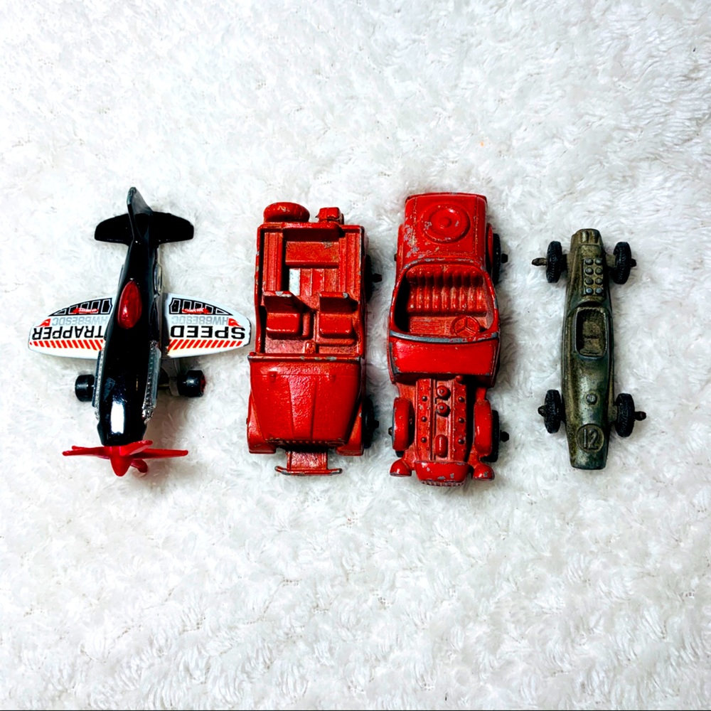 Vintage set 4 metal toy cars tootsie toy midgetoy
